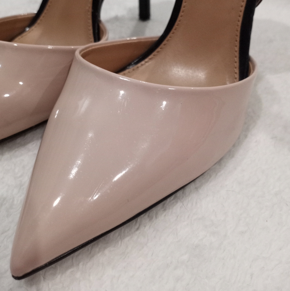 Express Heels - Picture 7 of 14